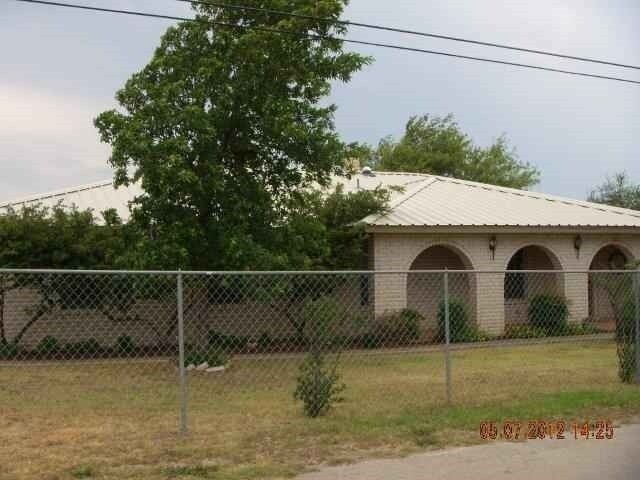 Primary Photo - 102 Blue Ridge Dr
