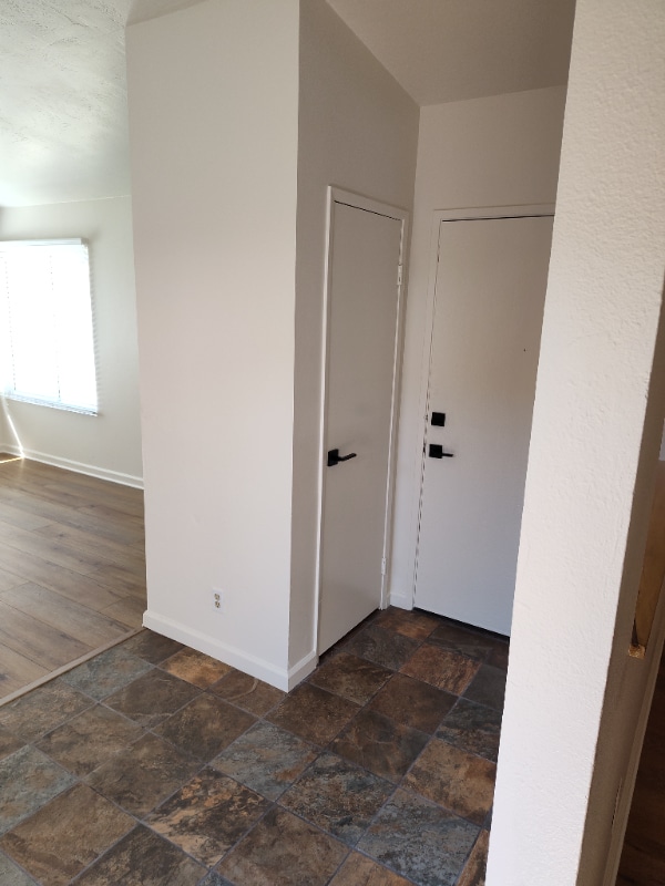 Building Photo - 44715 La Paz Rd