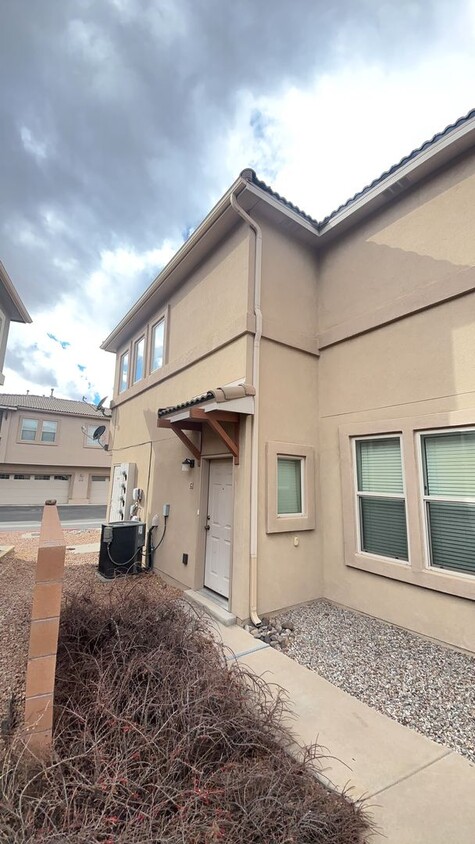 Primary Photo - 2 BEDROOM, 2 BATH CONDO w/GARAGE AVAILABLE...