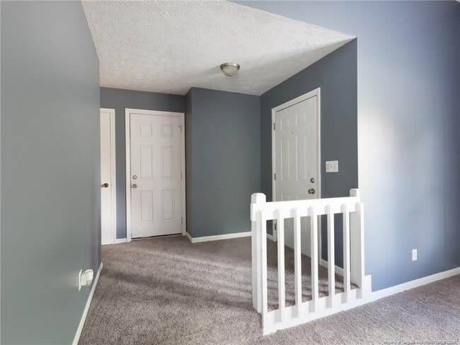 Building Photo - 1683 Rim Rd