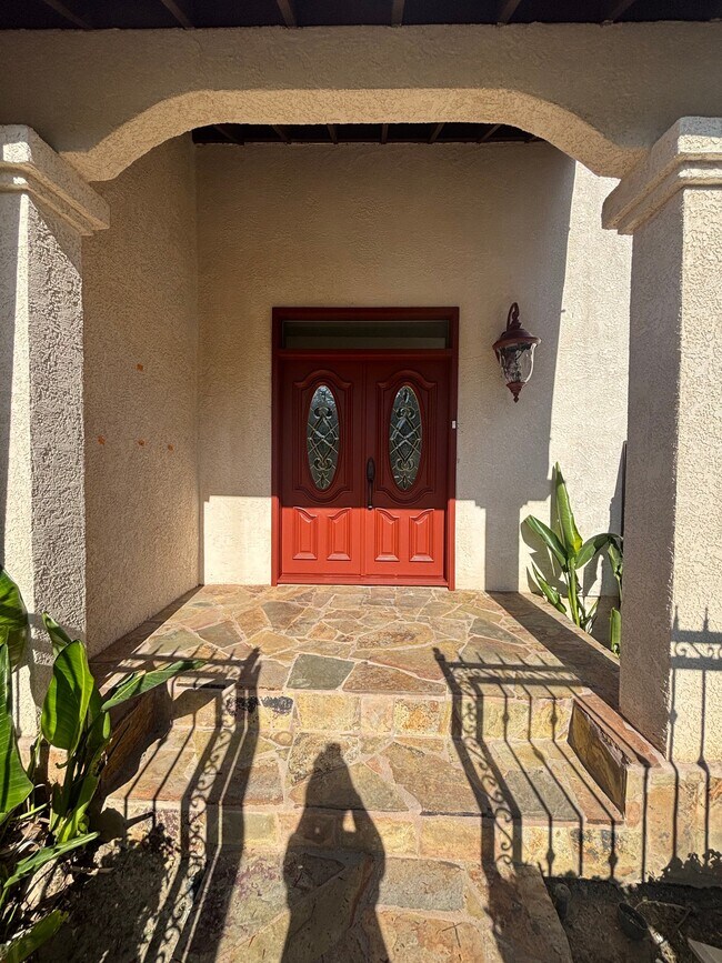Foto del edificio - 4074 Old Topanga Canyon Rd