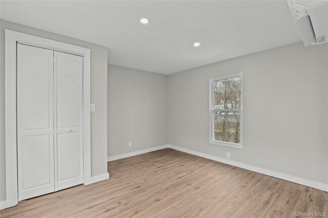 Foto del edificio - 8 Teatown Ct