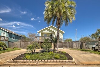 Building Photo - 1618 Bayou Shore Dr