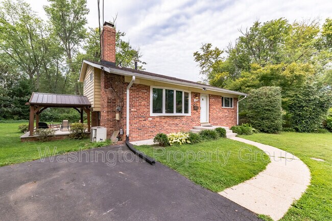Foto del edificio - 4232 Linden St