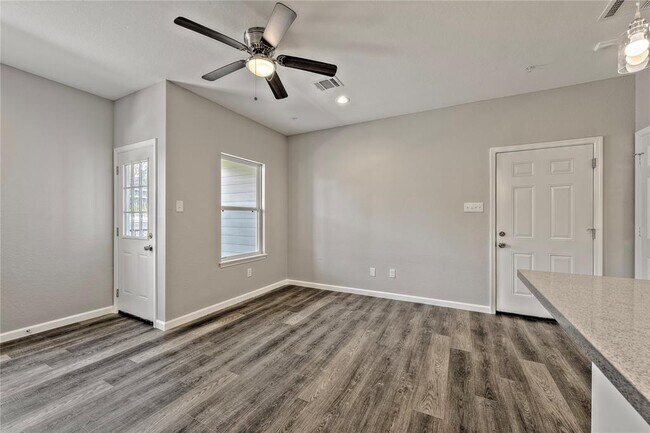 Foto del edificio - 21754 McCleskey Rd
