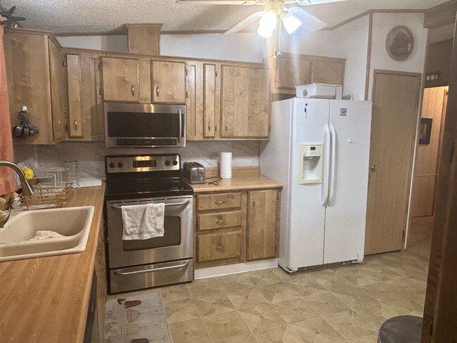 Building Photo - Sun Lakes Vacation Rental