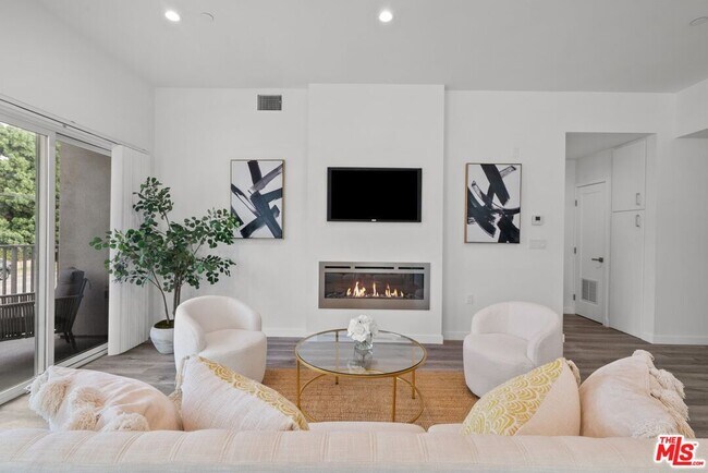 Foto del edificio - 5114 Cahuenga Blvd