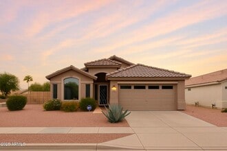 Building Photo - 3022 E Captain Dreyfus Ave