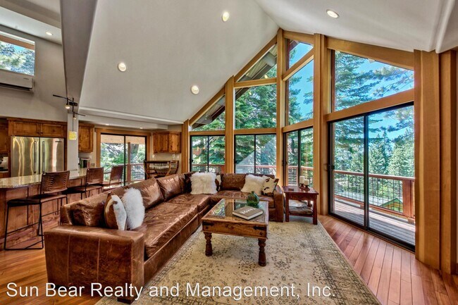 Foto del edificio - 4 br, 4 bath House - 1007 Apollo Way