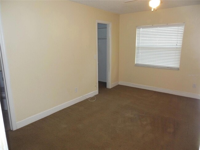 Building Photo - 213 Buttonwood Ave