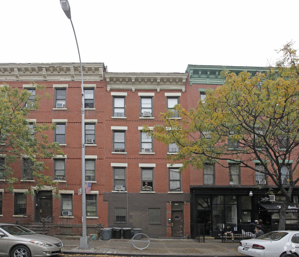 Building Photo - 774 Classon Ave
