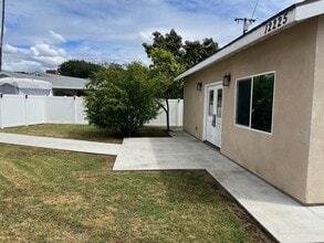 Building Photo - 12225 Brookhaven Park