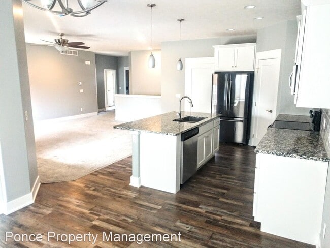 Building Photo - 5 br, 3 bath House - 7848 Yankee Woods Drive