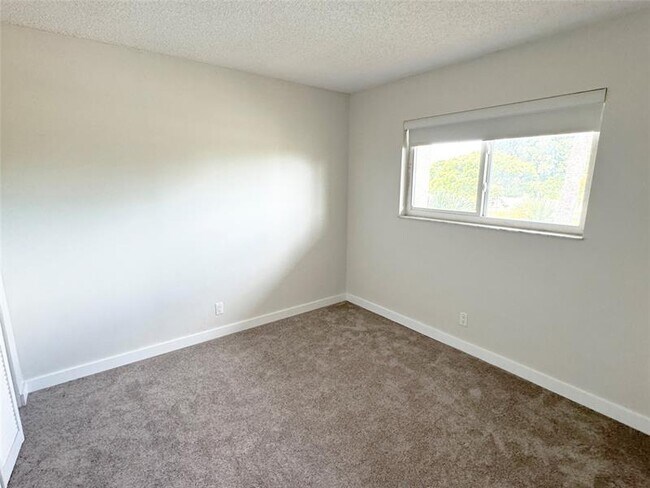 Foto del edificio - 2108 S Cypress Bend Dr