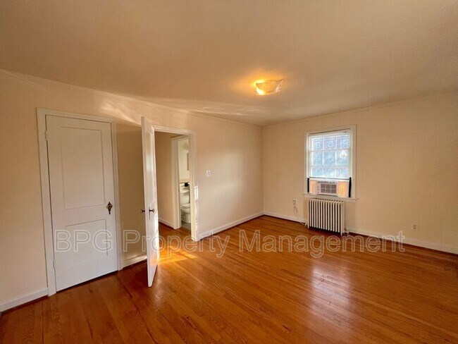 Foto del edificio - 5721 11th St N