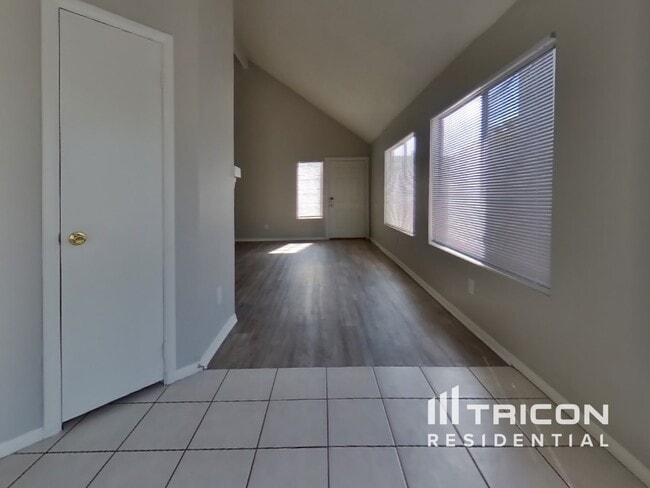 Foto del edificio - 20840 N 21st Ave