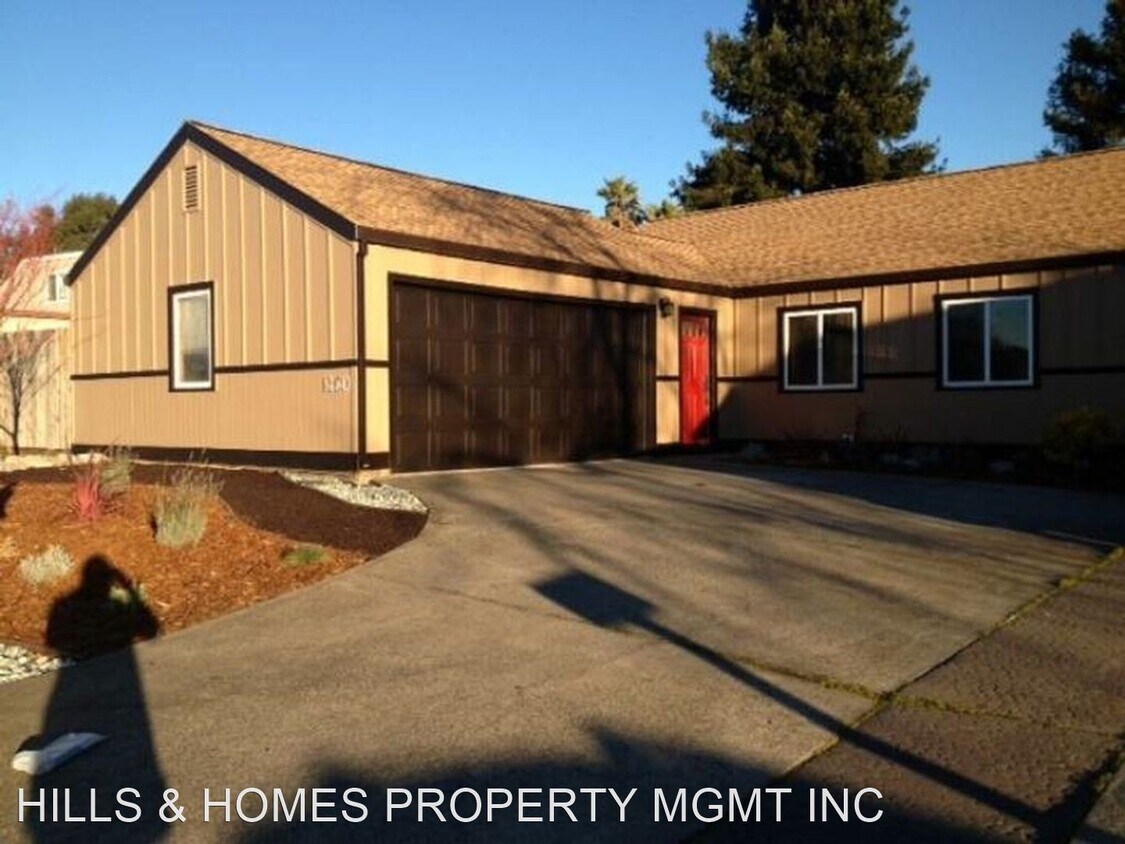 Primary Photo - 3 br, 1.5 bath House - 1460 SUNRISE PARKWAY