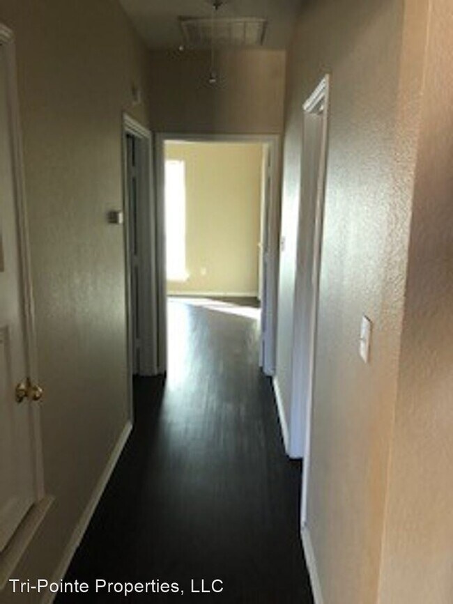 Building Photo - 3 br, 2 bath House - 131 Collett Ct