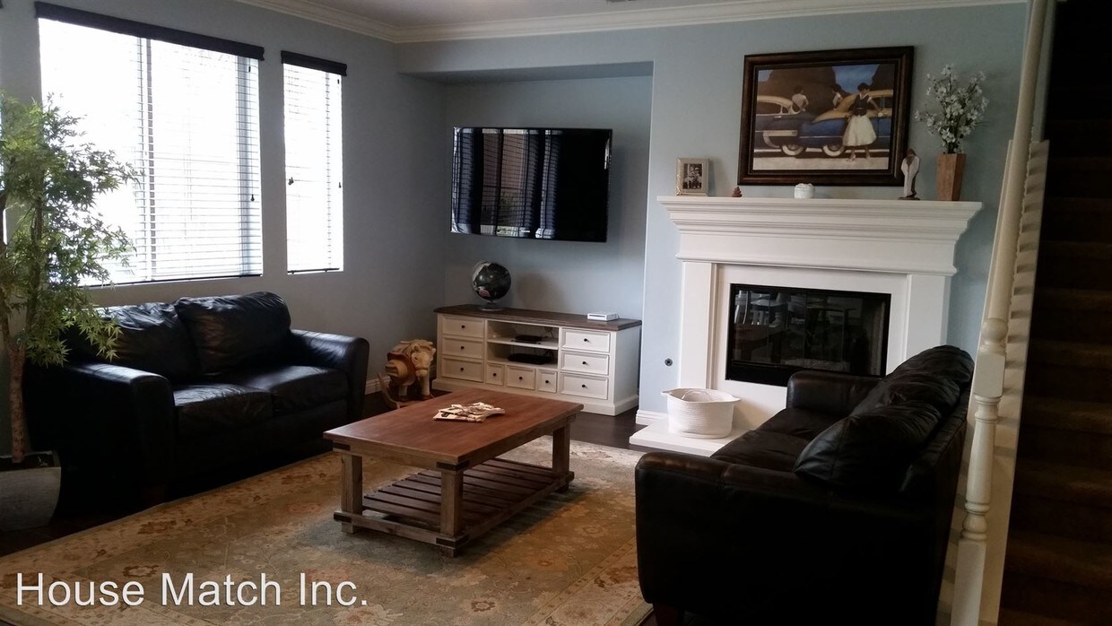 Foto principal - 4 br, 3 bath House - 3949 Lake Park Street