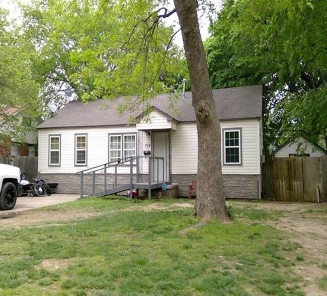 719 S Norwood Ave Tulsa Ok 74112 House For Rent In Tulsa Ok