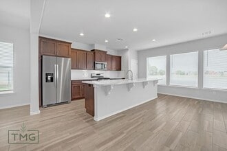 Building Photo - 10616 N 120th E Ave