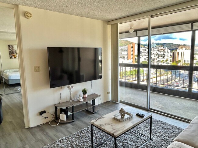 Foto del edificio - Kinau Lanais Furn. 1 Bdrm., 1 bathroom with 1 cov'd/sec'd  parking
