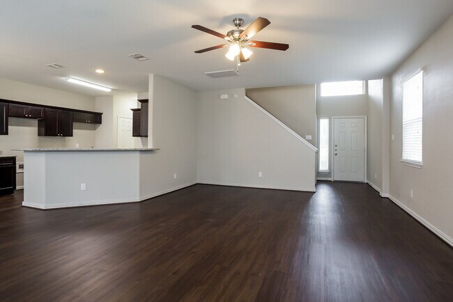 Foto del edificio - 2802 Mesquite Ridge Dr