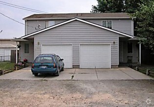 Building Photo - 5297 Leota St