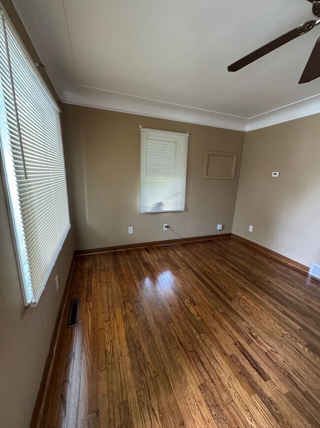 Foto del edificio - 2 Bedroom Home In Eastpointe