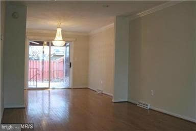 Building Photo - 6450 Gildar St