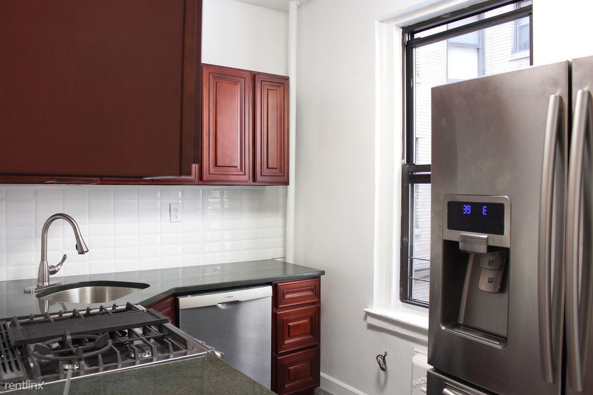 Foto principal - 414 W 120th St
