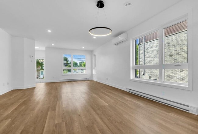 Photo du bâtiment - 2019 Rue Sainte-Hélène