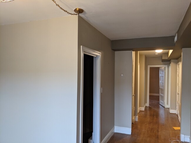 Building Photo - 1235 Simms Pl NE