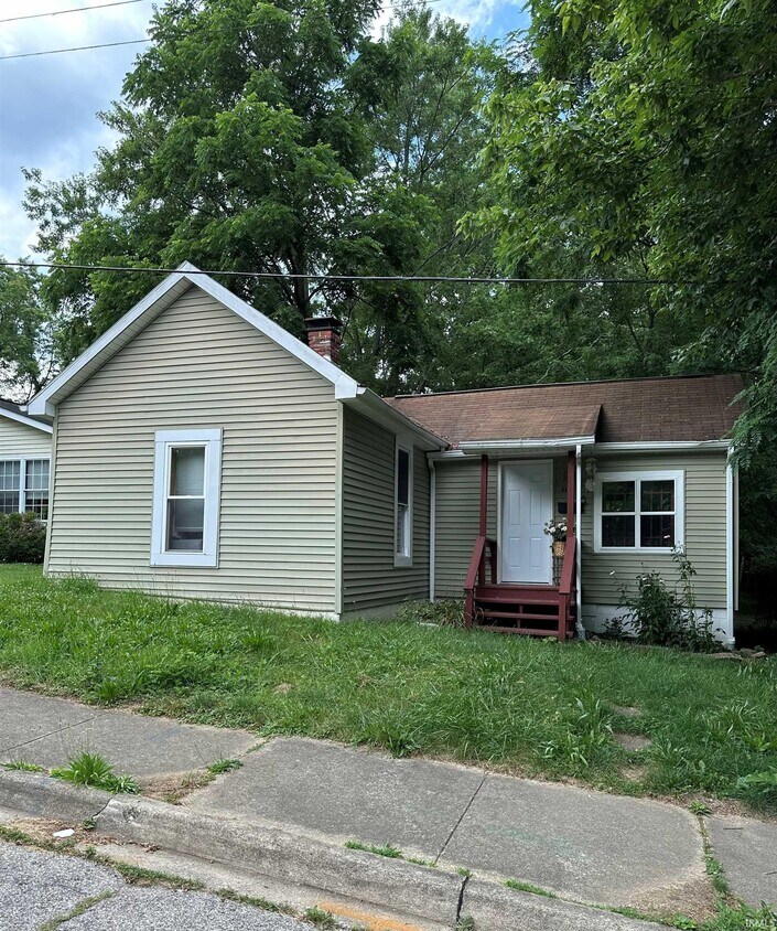 Primary Photo - 617 N Monroe St