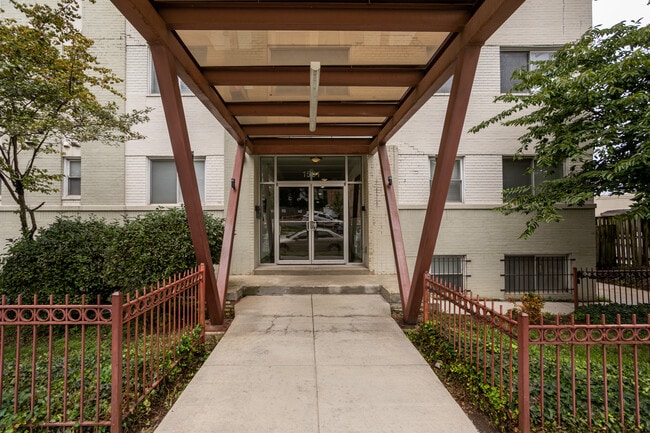 Foto del edificio - 1501 27th St SE