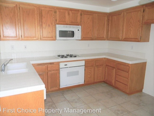 Building Photo - 2109 Wild Canyon Dr