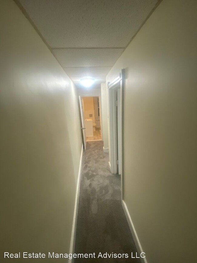 Building Photo - 3 br, 1 bath House - 158 Ridge Rd