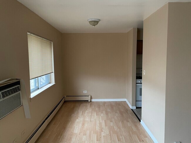 Foto del edificio - 833 W College Blvd