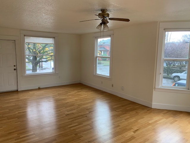 Building Photo - 563 N Simpson St