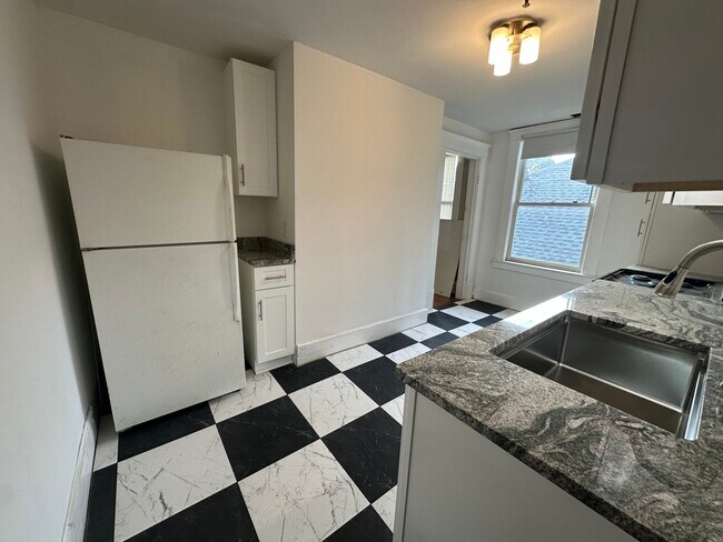 Foto del edificio - 1089 Colquitt Ave NE