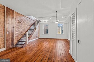 Building Photo - 120 N 3rd St