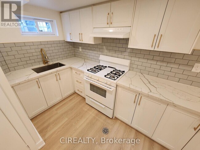 Photo du bâtiment - 188 Cherrywood Dr