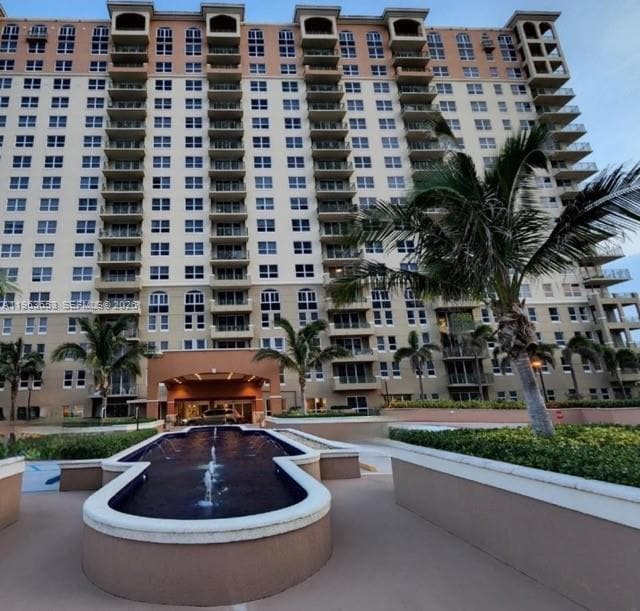 Building Photo - 2080 S Ocean Dr