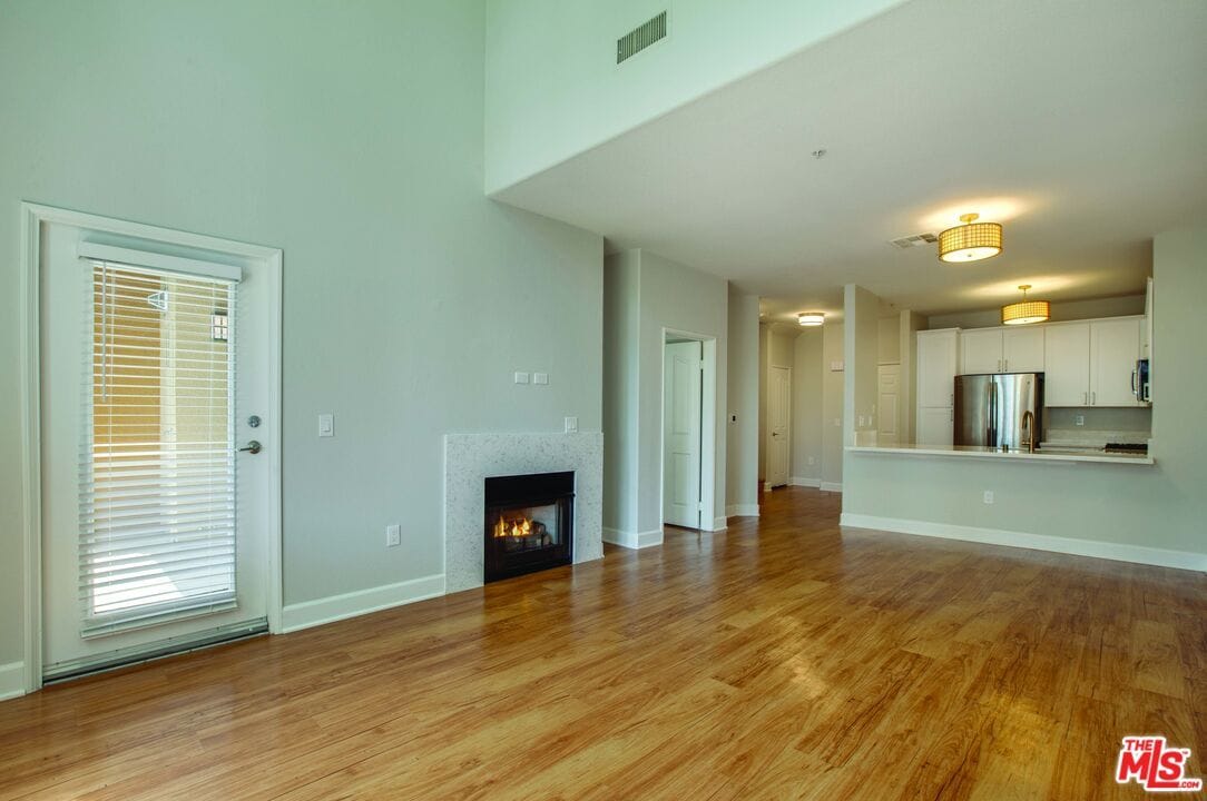 348 Hauser Blvd Unit 2408, Los Angeles, CA 90036 Apartment for Rent