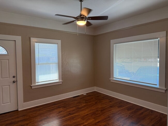 Building Photo - Updated Custom Home