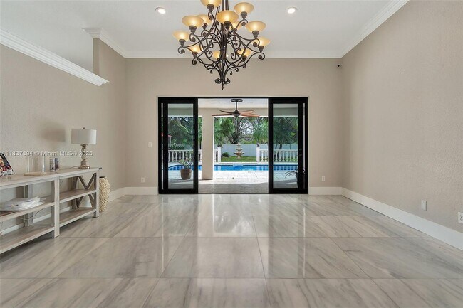Foto del edificio - 3500 Fairfax Ln