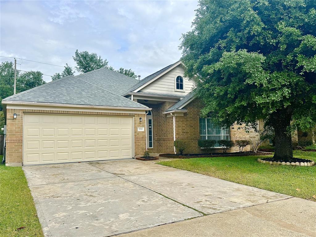 Foto principal - 5706 Painted Trail Dr