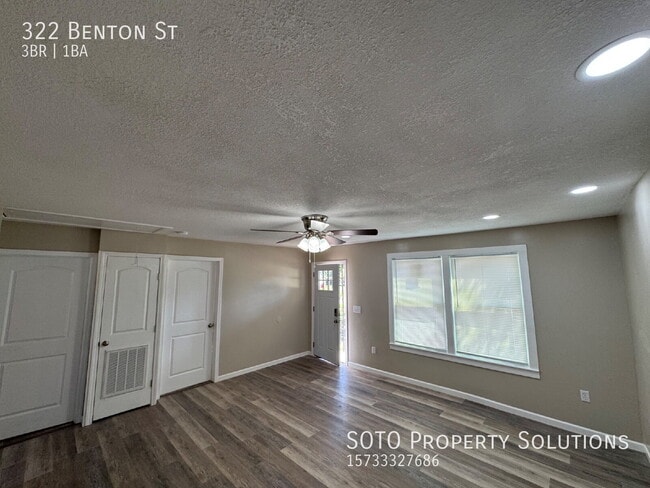 Building Photo - 322 Benton St