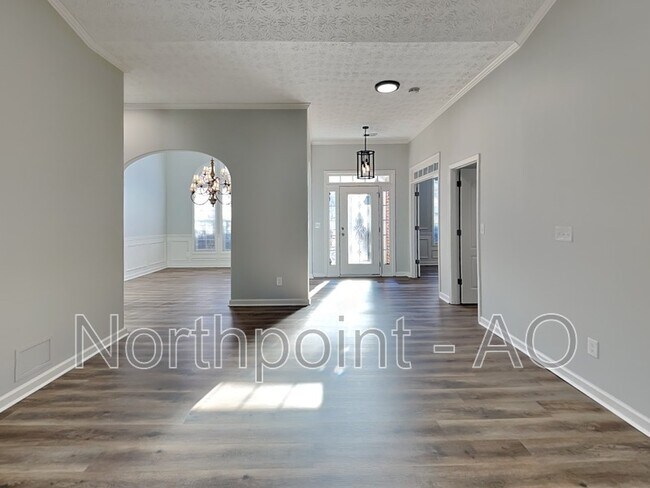 Foto del edificio - 8009 Abington Dr