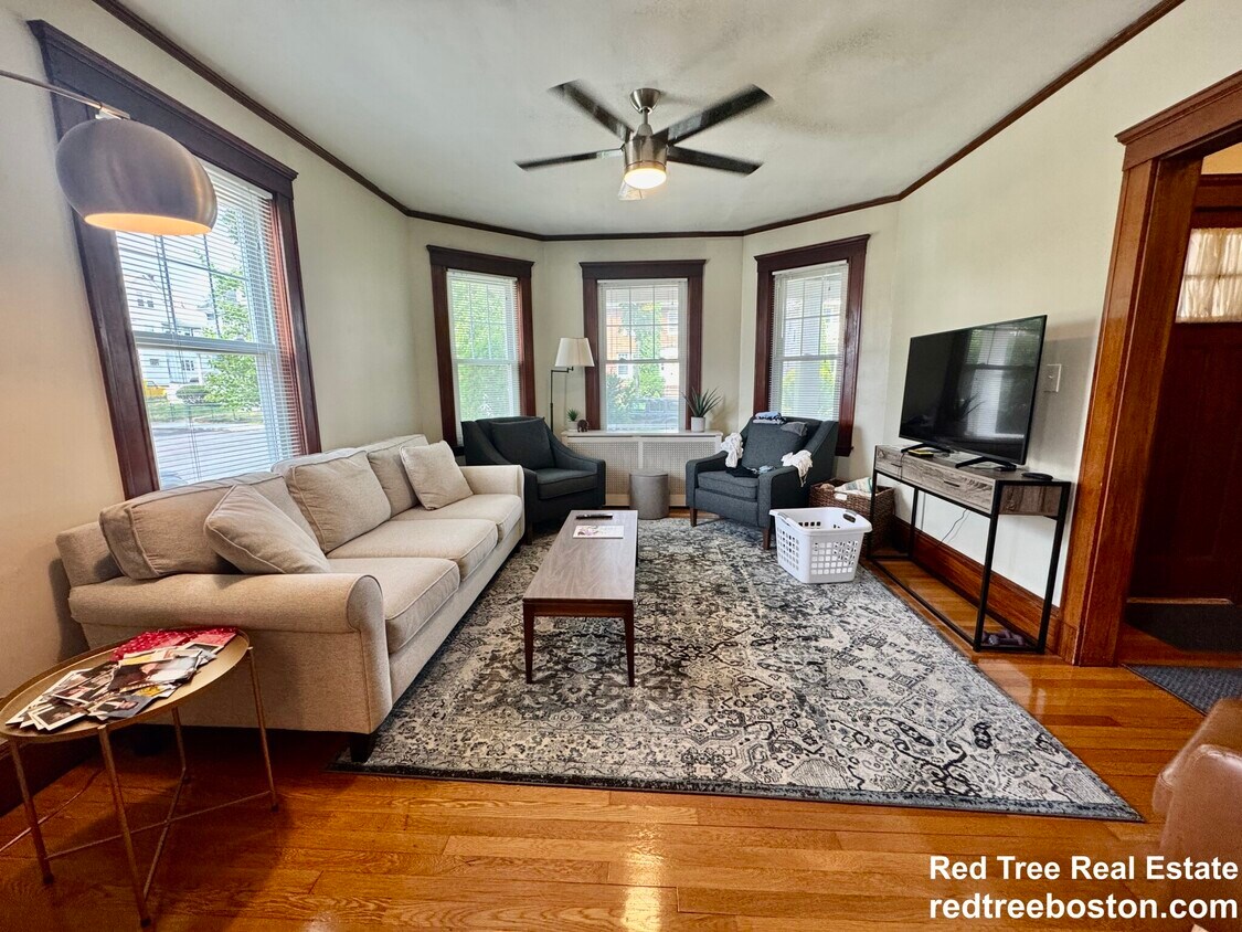 Primary Photo - 108 Redlands Rd